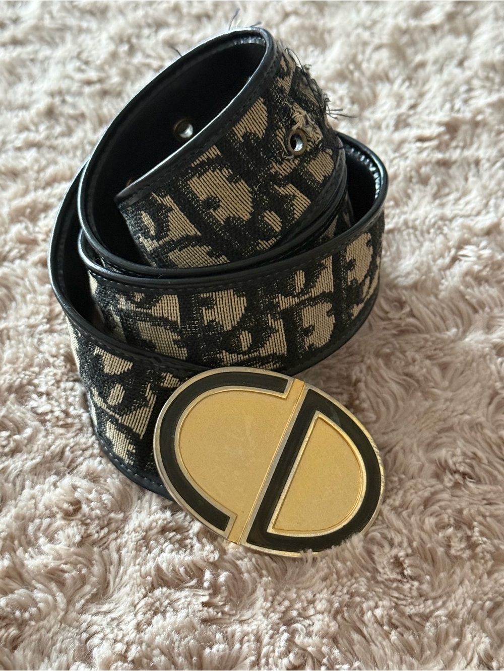 Christian Dior - Ceinture à boucle avec monogramme, années 1970 33.5 inch